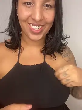 Snapshot of Indiadeusa chatting on February 5, 5:50 pm Indiadeusa online show from February 5, 5:50 pm