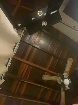 Snapshot of tom_thick chatting on December 23, 12:03 am tom thick online show from December 23, 12:03 am