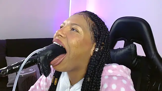 Anabel693 online show from January 19, 1:44 pm