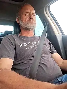 FloppyPickle4u online show from February 19, 11:57 pm