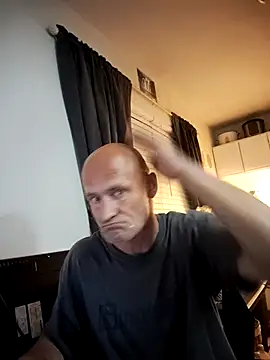 FloppyPickle4u online show from February 25, 11:52 am