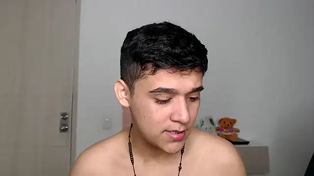 kaiine190 online show from November 17, 5:35 am