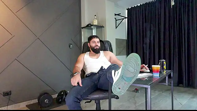 mattmasterss online show from January 6, 7:20 am