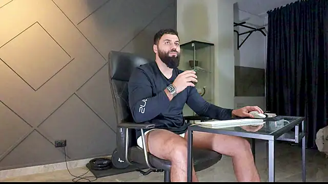 mattmasterss online show from January 27, 5:48 pm