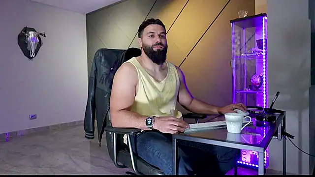 mattmasterss online show from March 10, 4:03 pm