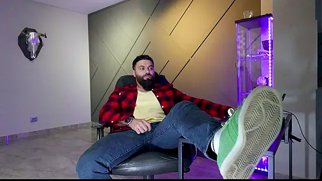 mattmasterss online show from March 10, 7:07 pm