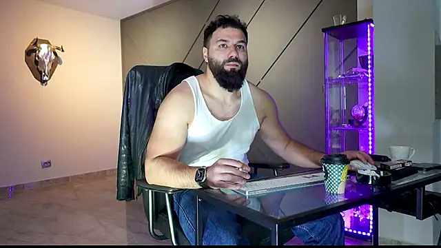 mattmasterss online show from March 13, 8:37 am