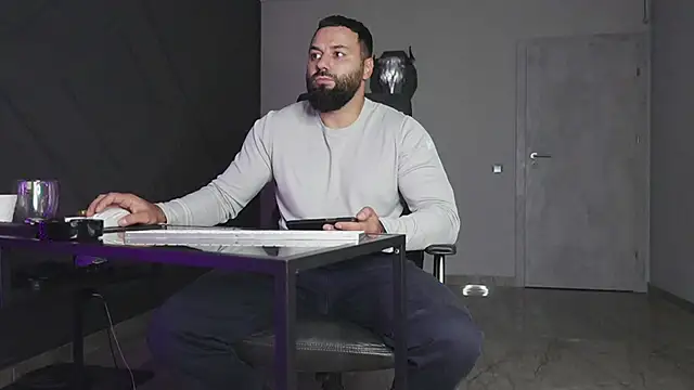 mattmasterss online show from October 9, 12:52 am