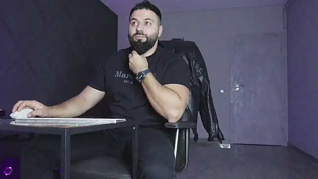 mattmasterss online show from January 14, 9:31 pm