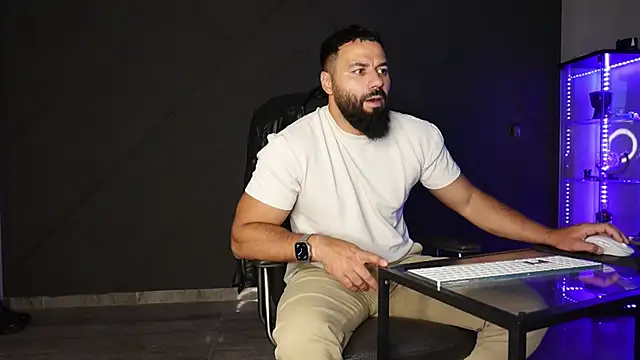 mattmasterss online show from May 27, 2:52 am