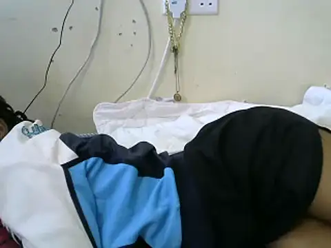 Ma-yolo001 online show from February 7, 8:01 am