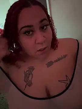 Juicyjordie online show from December 3, 6:48 am