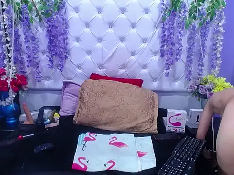 Brith Adams online show from December 21, 6:41 am