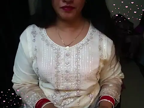 Snapshot of Arushisingh8888 chatting on January 18, 5:06 pm Arushisingh8888 online show from January 18, 5:06 pm
