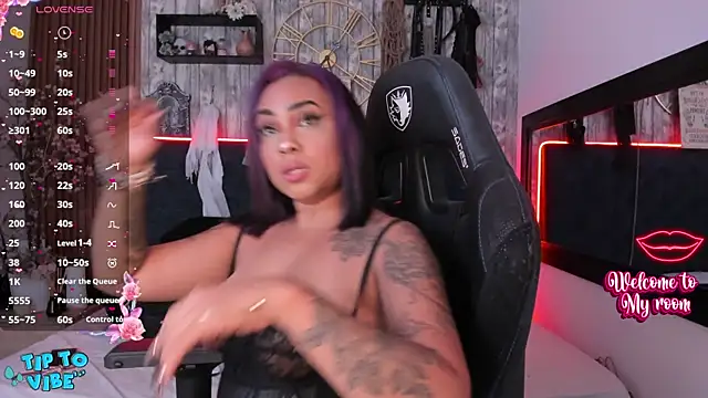 Neko Misaki online show from January 26, 1:15 pm