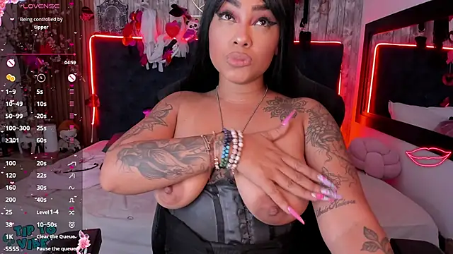 Neko Misaki online show from February 20, 3:30 pm