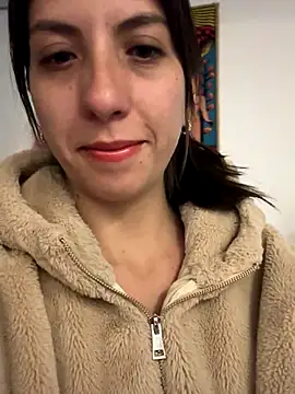 Snapshot of Megannklein chatting on September 28, 3:12 am Megannklein online show from September 28, 3:12 am