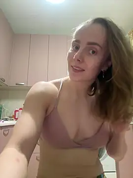 Snapshot of AlisaKissss chatting on March 10, 6:56 pm AlisaKissss online show from March 10, 6:56 pm