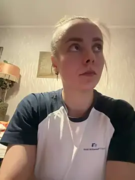 Snapshot of AlisaKissss chatting on March 22, 8:04 pm AlisaKissss online show from March 22, 8:04 pm