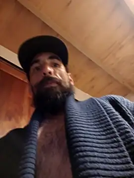 Snapshot of manucho2023 chatting on December 2, 2:39 am manucho2023 online show from December 2, 2:39 am