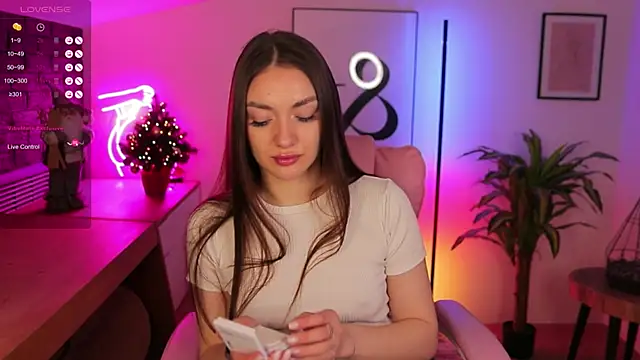 Micky  love online show from January 20, 7:25 pm