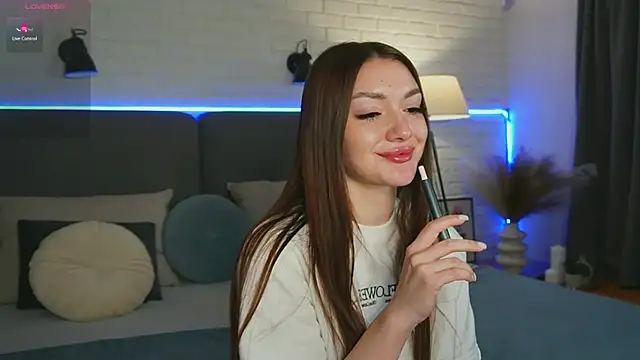 Micky  love online show from February 1, 4:24 am