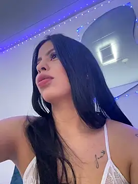 JannaNader12 online show from January 3, 2:32 am