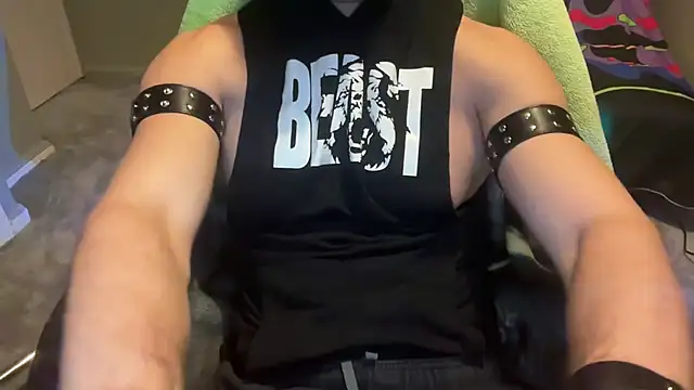 Snapshot of KinkyPlayerrr chatting on February 22, 10:09 pm KinkyPlayerrr online show from February 22, 10:09 pm