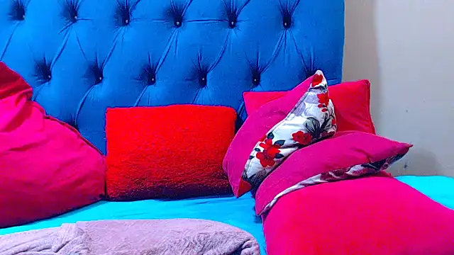 Snapshot of ebonycandy10 chatting on January 31, 8:40 pm ebonycandy10 online show from January 31, 8:40 pm