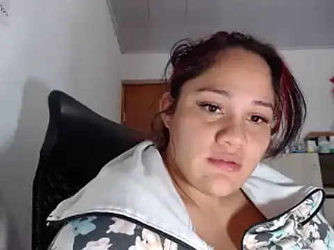 Snapshot of melissa4855 chatting on December 20, 2:19 am melissa4855 online show from December 20, 2:19 am