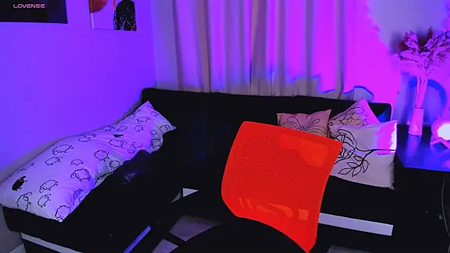 Lily xBabe online show from September 28, 7:25 am