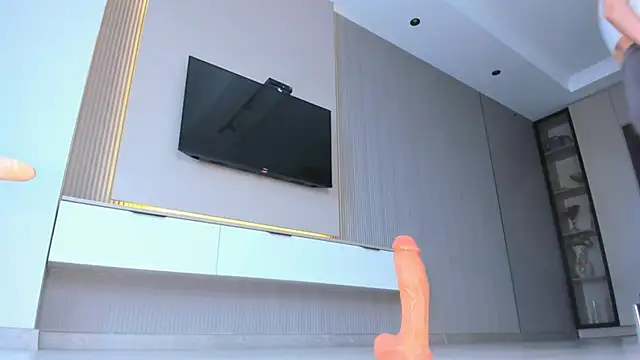 Cherrypie 001 online show from November 29, 6:16 am