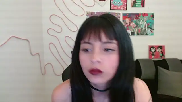 Kind Scarlett online show from March 7, 7:05 pm