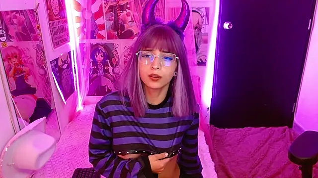 Kind Scarlett online show from October 2, 11:12 pm