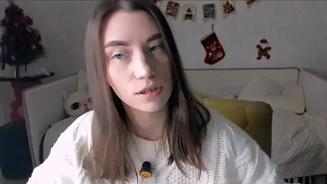 Snapshot of pussyhome2407 chatting on January 14, 8:58 pm pussyhome2407 online show from January 14, 8:58 pm