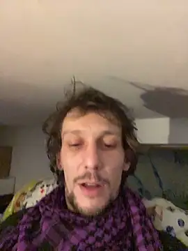 Flouflolutin online show from November 25, 1:16 am