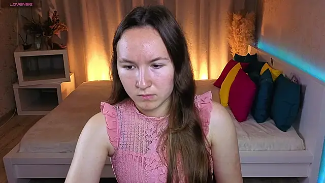 Snapshot of Little_doll_meow chatting on September 15, 3:06 am Little doll meow online show from September 15, 3:06 am