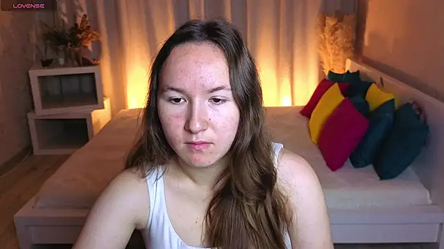 Snapshot of Little_doll_meow chatting on September 18, 3:08 am Little doll meow online show from September 18, 3:08 am
