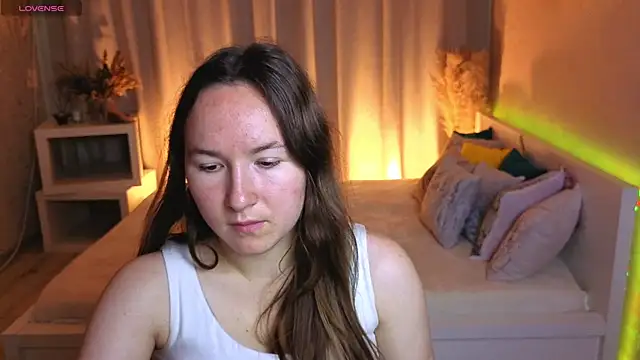 Snapshot of Little_doll_meow chatting on September 30, 3:11 am Little doll meow online show from September 30, 3:11 am