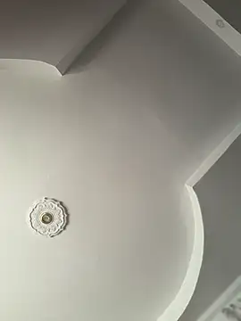 emiss  online show from October 27, 1:59 pm