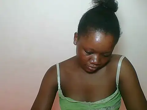 HotJeylee online show from May 4, 4:58 pm