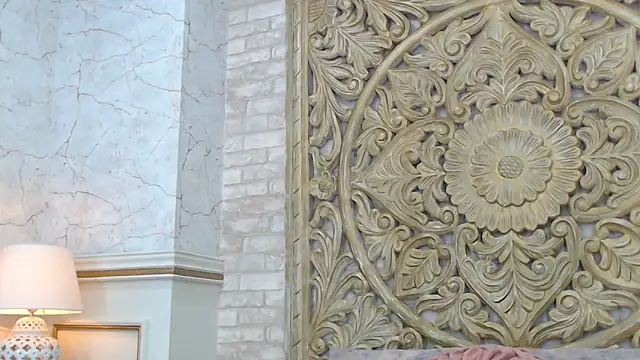 ThaniaJones online show from March 22, 11:46 am