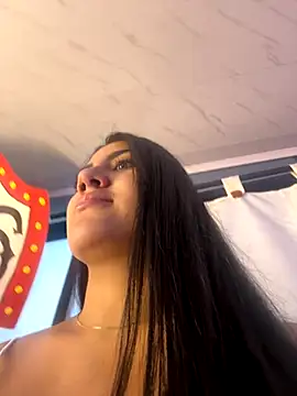 PaulinaDuarte online show from November 3, 11:22 am