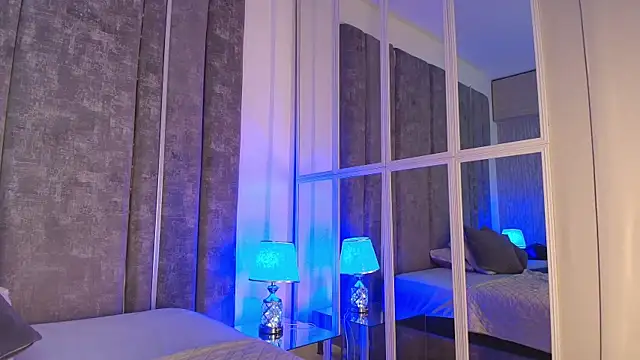 PaulinaDuarte online show from November 8, 11:32 am