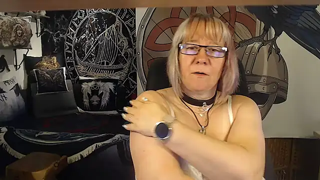 TittenMichelle online show from July 7, 6:16 am