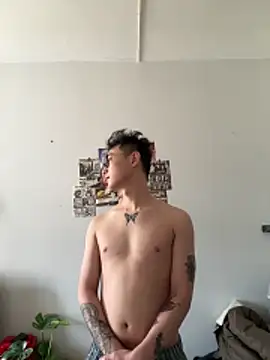 Eric246 online show from February 8, 7:01 am