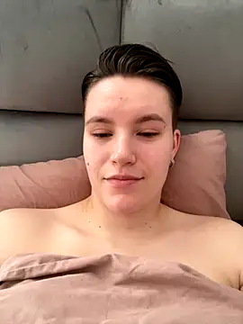 Snapshot of JessieFlower chatting on November 1, 8:16 am JessieFlower online show from November 1, 8:16 am