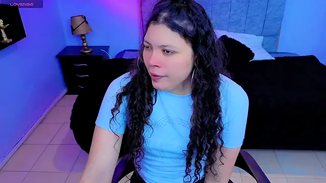 Lana stone  online show from October 28, 3:43 am