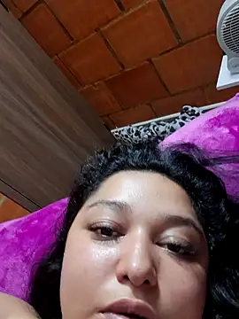 Snapshot of Kym_Owens chatting on December 7, 9:22 pm Kym Owens online show from December 7, 9:22 pm