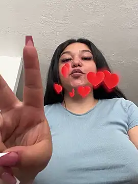 Snapshot of Kym_Owens chatting on January 29, 2:32 pm Kym Owens online show from January 29, 2:32 pm